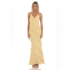 Gently worn Lulu in the sky yellow dress. Size Large.